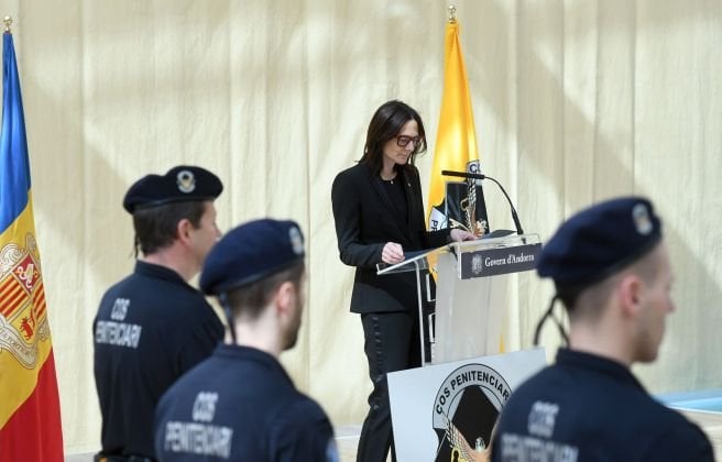 政府は撤回：すべての組合が選考過程で発言権と投票権を持つことになる