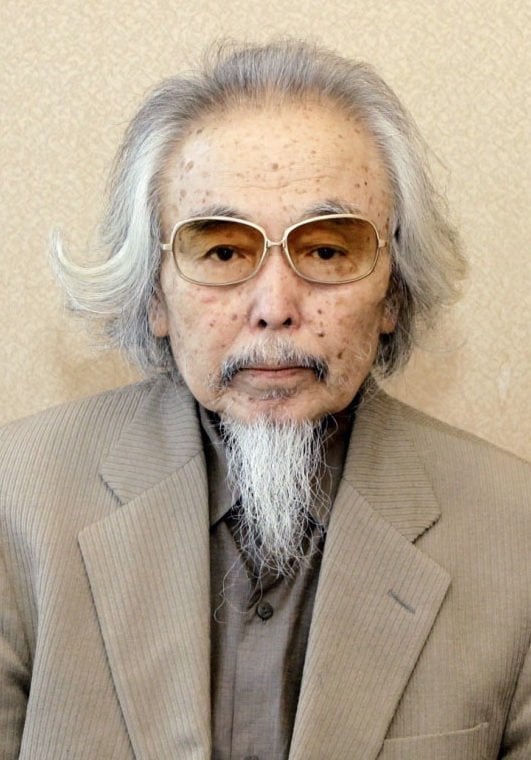 イラストレーターの山藤章二さん死去、政治家らの似顔絵と文章で政治や社会を鋭く風刺