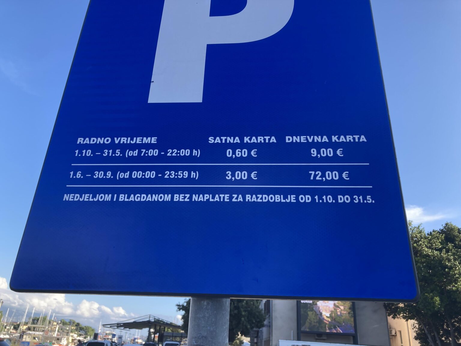 pa kdo da tem lopovom 駐車料金 1 日あたり 72 ユーロ