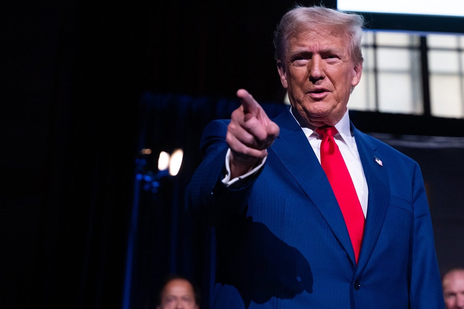 分析：トランプ氏の理解不能な育児発言がダムを決壊させたようだ