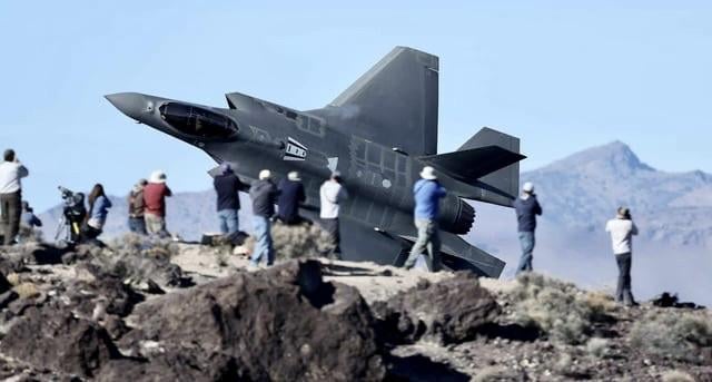 フィンランドがアメリカのF-35ステルスライトニング戦闘機を入手