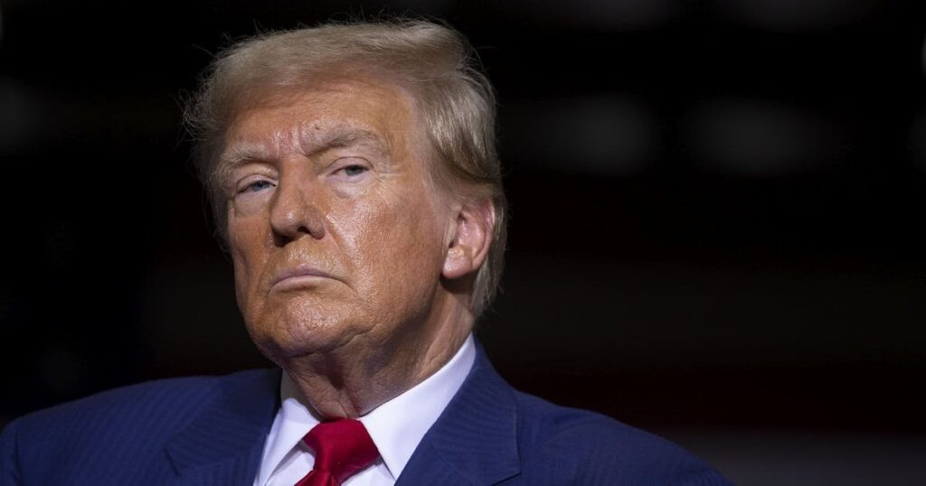 トランプはアメリカ政治に混乱をもたらした。今やそれはトランプ自身をも巻き込んでいる