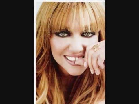 ケイト・ガルビ - 白または黒