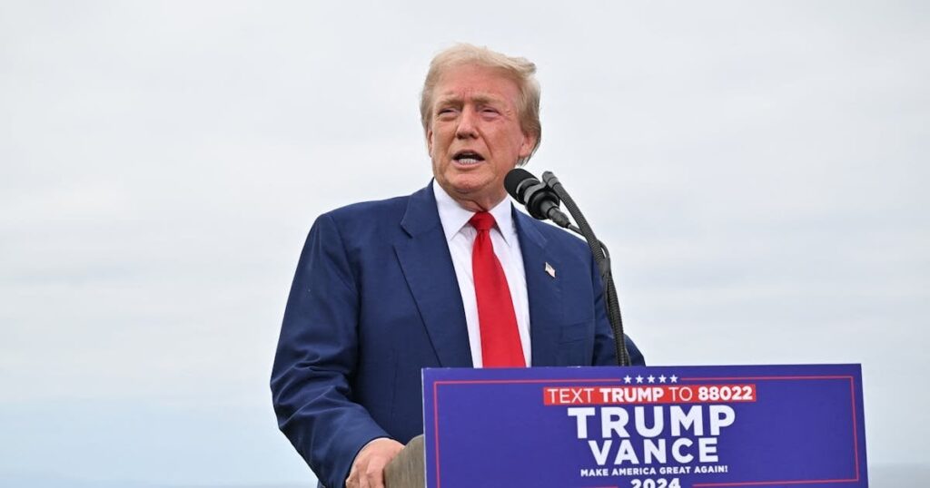 トランプ氏、人種差別陰謀の影響をあまり気にしていないと認める