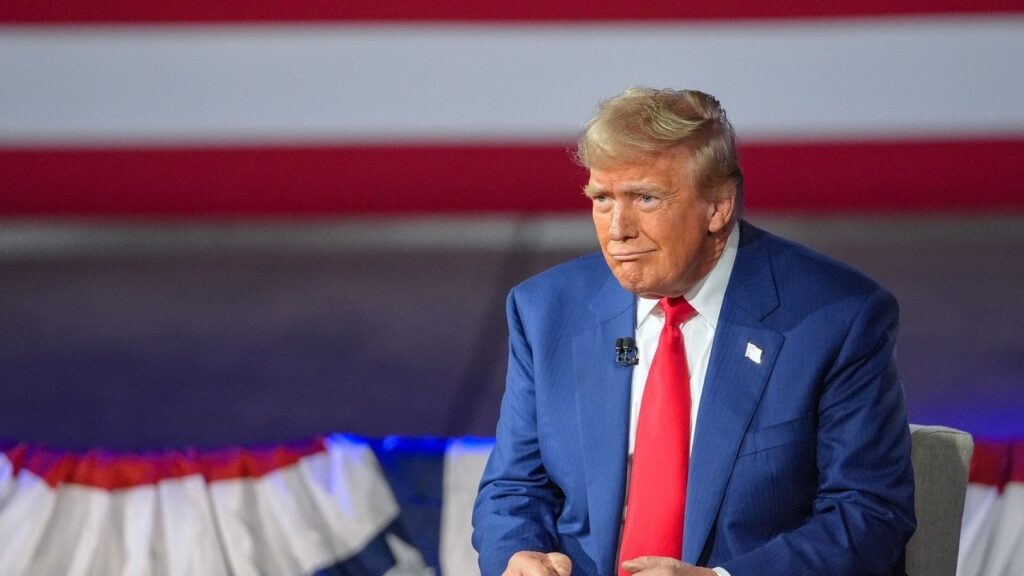 トランプ氏はすでに討論会が自分に不利に操作されていると不平を言っている