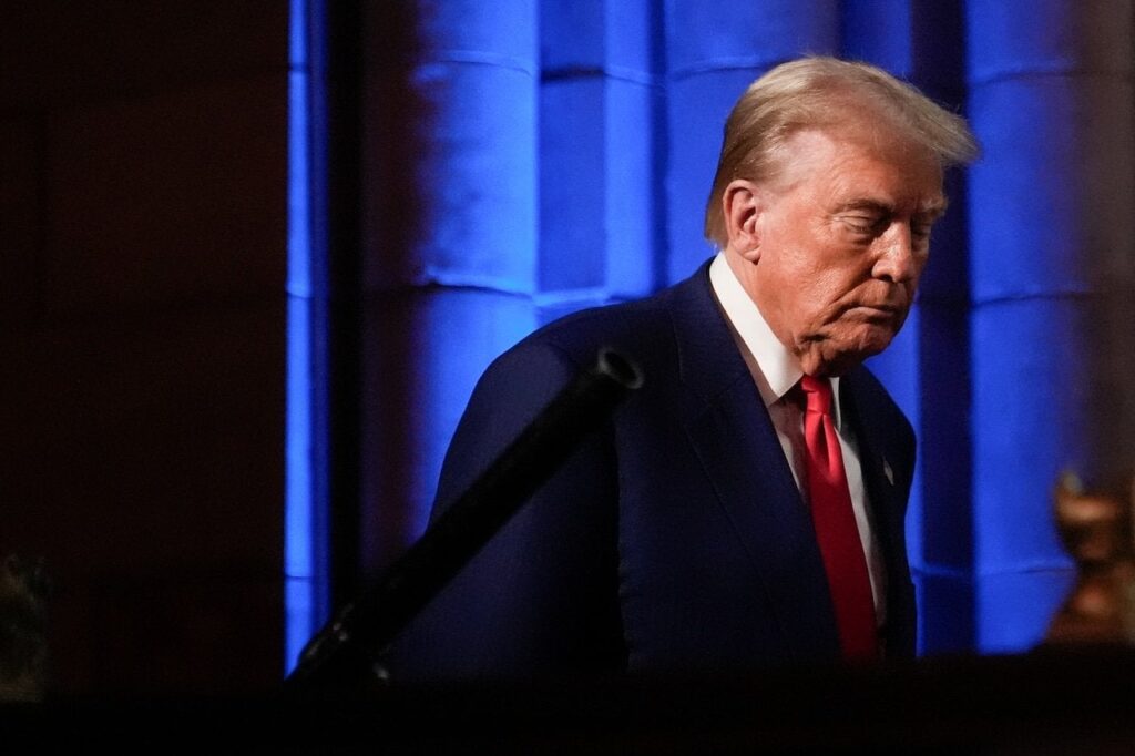 トランプ陣営、ジョージア州学校銃乱射事件へのJ・D・ヴァンス氏の対応に慌てふためく