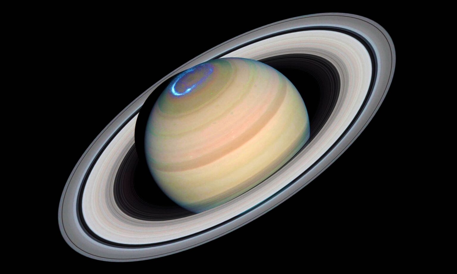 土星の雄大な環は、今からわずか6か月後には消えてしまうだろう