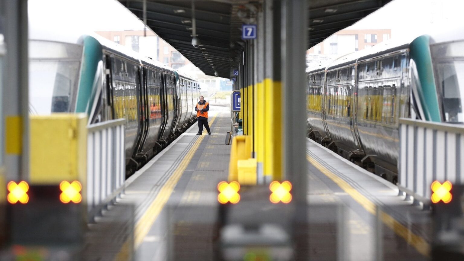 「私たちは間違っていた」 - アイルランド鉄道が時刻表をUターン