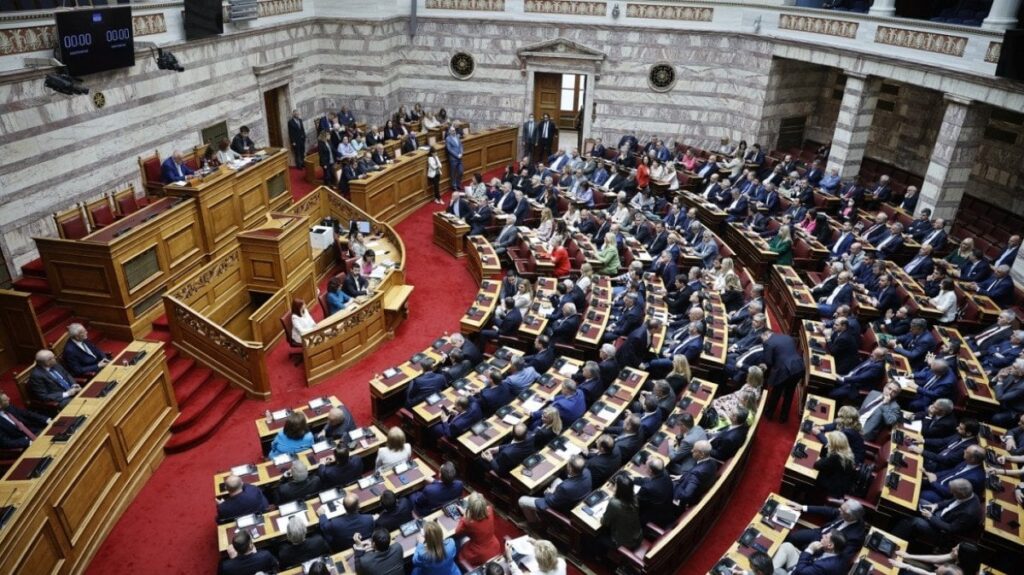 無所属議員9人が新たな会派結成を目指す