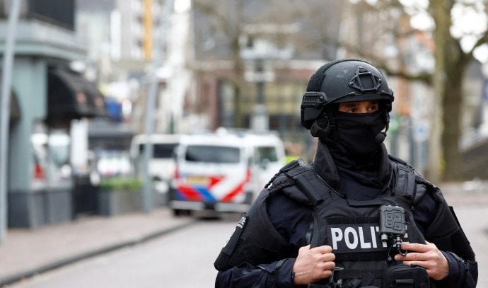 オランダの警察官、「道徳的」理由でユダヤ人の保護を拒否