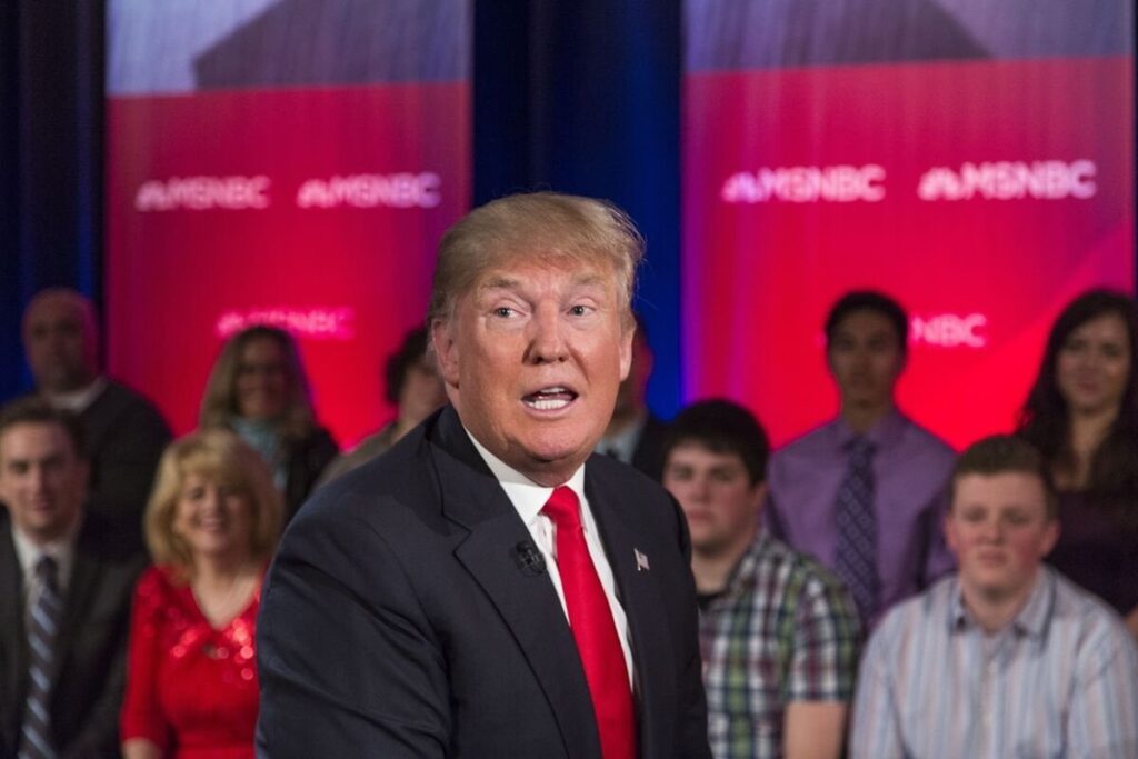 トランプ移民ドキュメンタリーを今すぐ放映すべき、NBC - エロル・モリスの映画を投票日から1か月後まで放映しないという同局の決定は有権者にとって不利益である