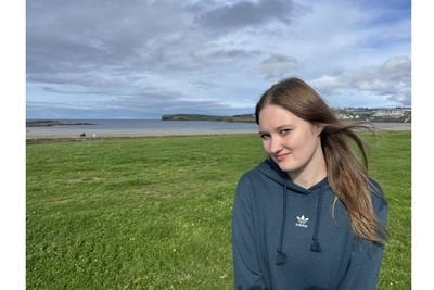 「アイルランドは私に優しくなかった」 – アイルランドでの夢が悪夢となった後、戦争で荒廃した国に帰国するウクライナ人女性
