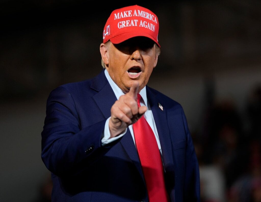トランプ大統領がFEMAについて嘘をつき（そして嘘を重ね）、共和党はハリケーン・ヘレンの「偽善」を非難される