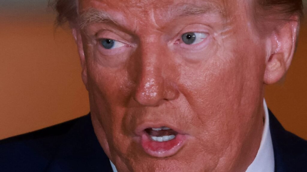 トランプ大統領、爆弾文書の公開に激怒