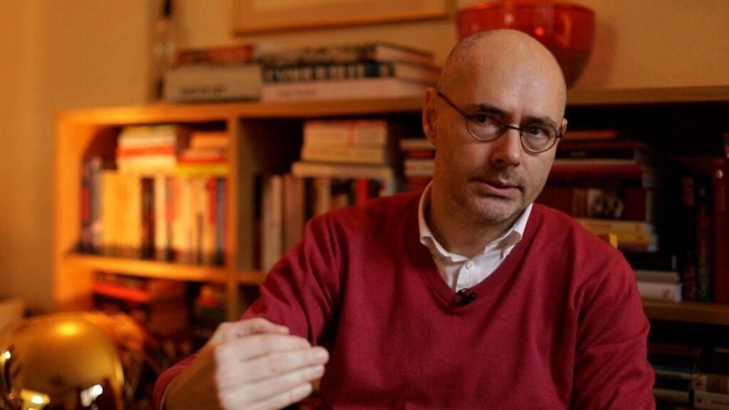 ACCEPT会長のFlorin Buhuceanu氏が政界に入り、REPERから下院議員に立候補