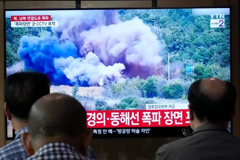 北朝鮮、韓国とつながる道路の一部を爆破 ソウルから警告射撃