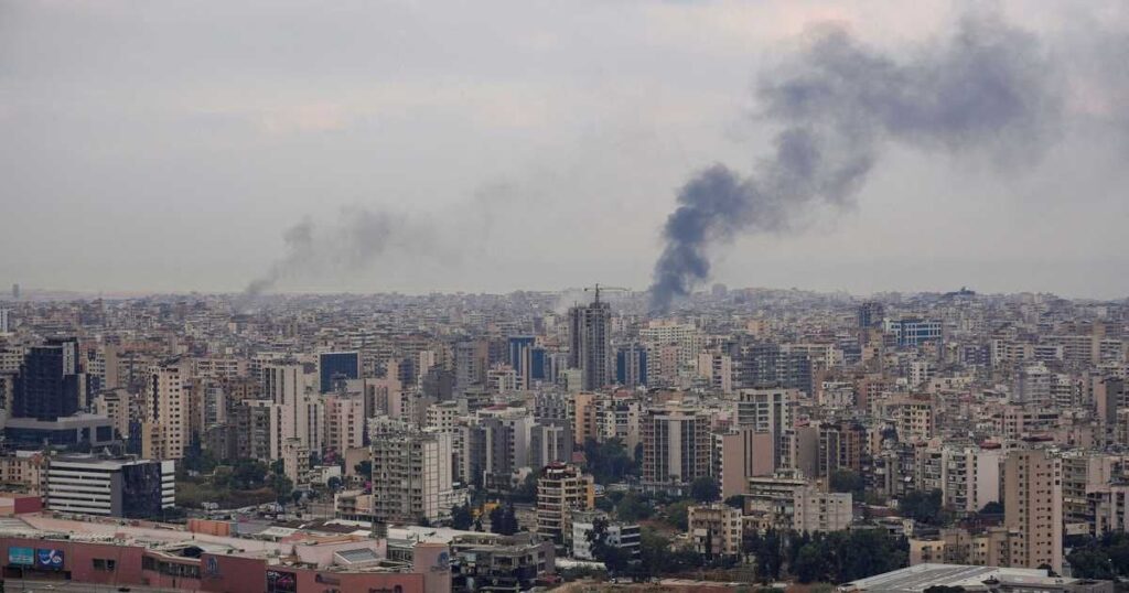 イスラエル軍、レバノン南部の国連軍拠点ゲートを破壊して侵入 - 平和維持要員に「皮膚のかゆみ」「胃腸の異変」など異変生じ