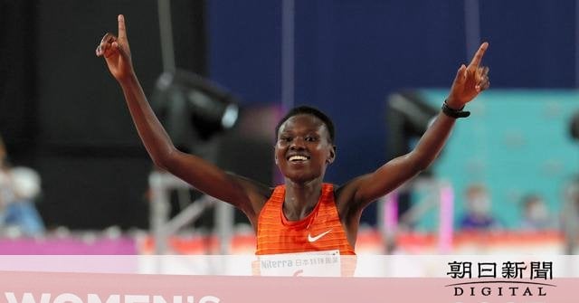 シカゴ・マラソン 女子マラソン初の2時間9分台 ケニアのチェプンゲティッチが世界新