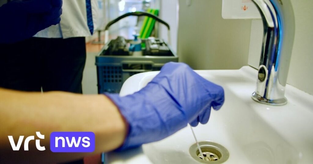 ブリュッセル大学ではシンクが10年間院内感染を引き起こしている：「我々は次の流行を待っているだけだ」）