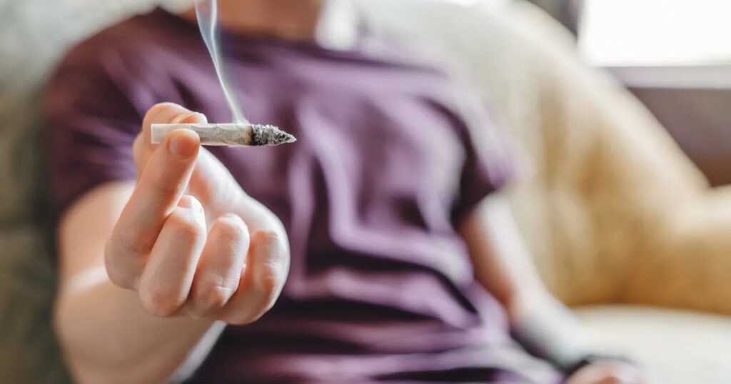 エストニアの13都市で下水調査：夏に大麻の使用が増加