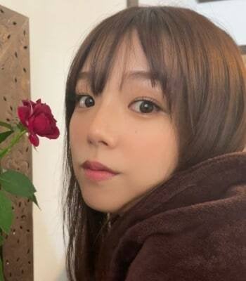「おっぱい切っちゃうわ！」と言われ…篠崎愛がマネージャーに乳がんを告白されて思ったこと