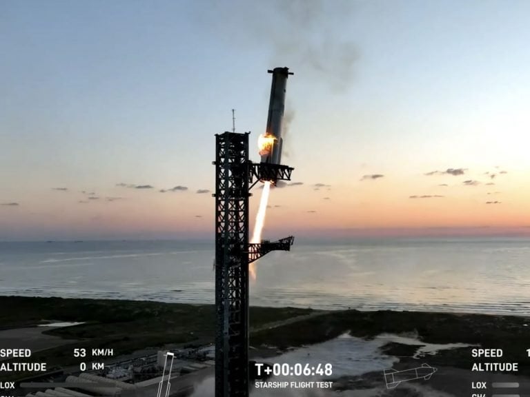 スペースX、降下する「スターシップ」のブースターをアーム（箸）で空中キャッチ成功（UchuBiz） - Yahoo!ニュース