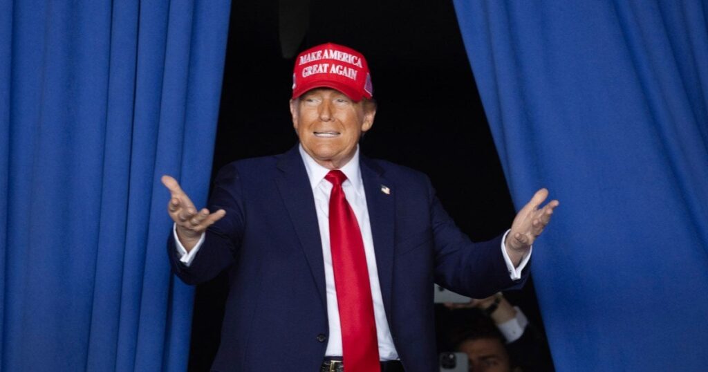 トランプ大統領、最近の移民軽視で移民は「悪い遺伝子」を持っていると示唆