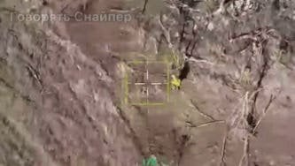 ウクライナ軍は屋外で孤独なロシア兵士を発見し、彼に致死性の新型ドローンをテストした