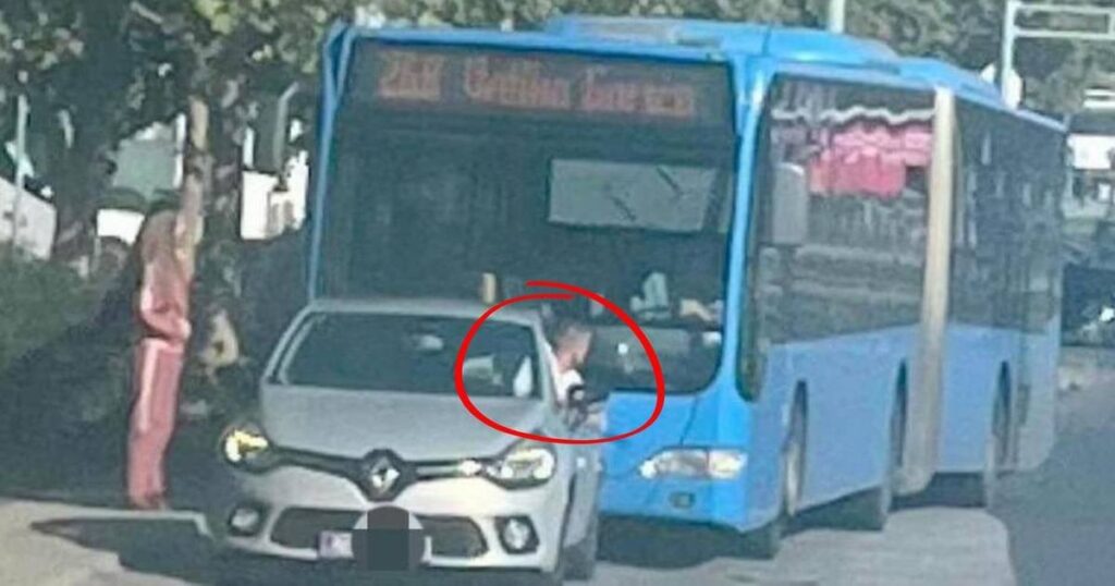 ザグレブのビサーはZETバスを妨害し、運転手を罵った。旅人たちは草原に出た