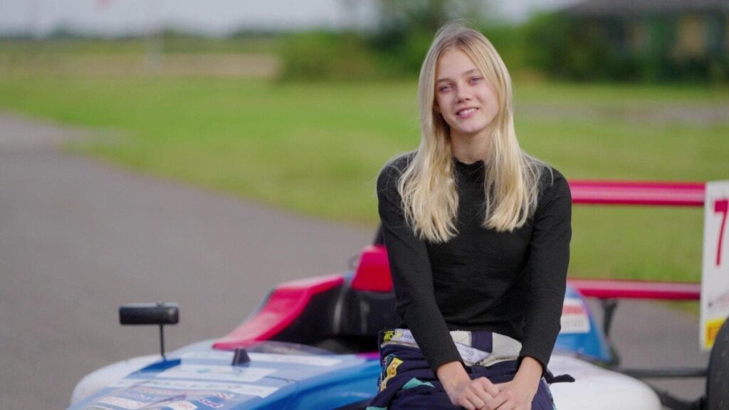 15歳のアルバは世界最速：「女性初のF1世界チャンピオンになりたい」