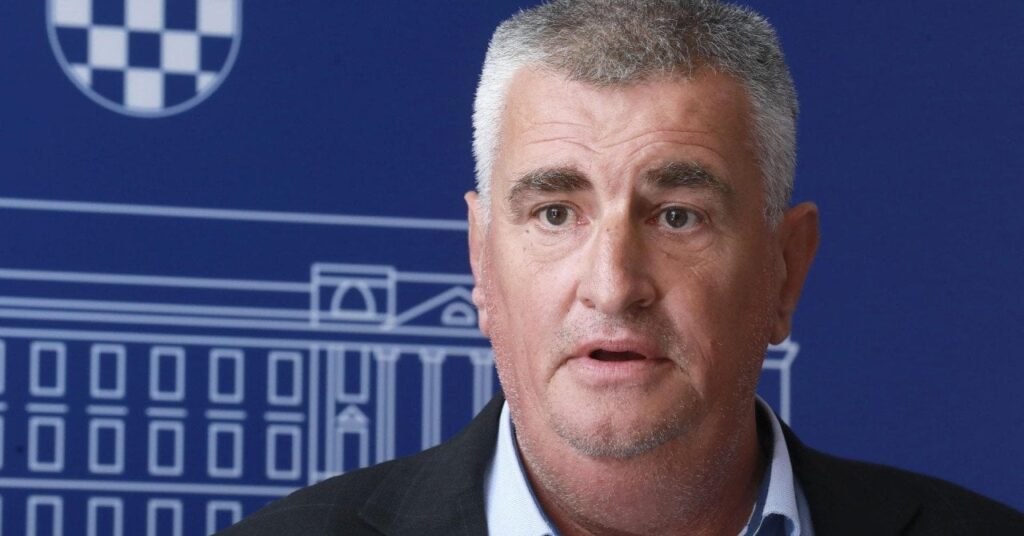 ブルジ氏が大統領選に出馬、5つの国民投票を発表「セルビア世界とジェンダー・イデオロギーにはもう飽きた」