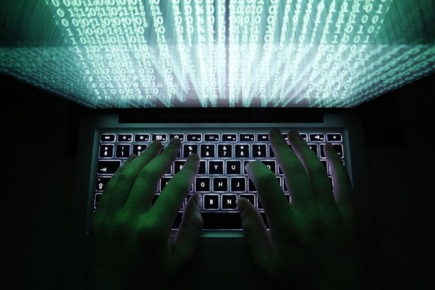 市や地方のウェブサイトがサイバー攻撃でダウン、ハッカーが選挙中の新たな攻撃を示唆