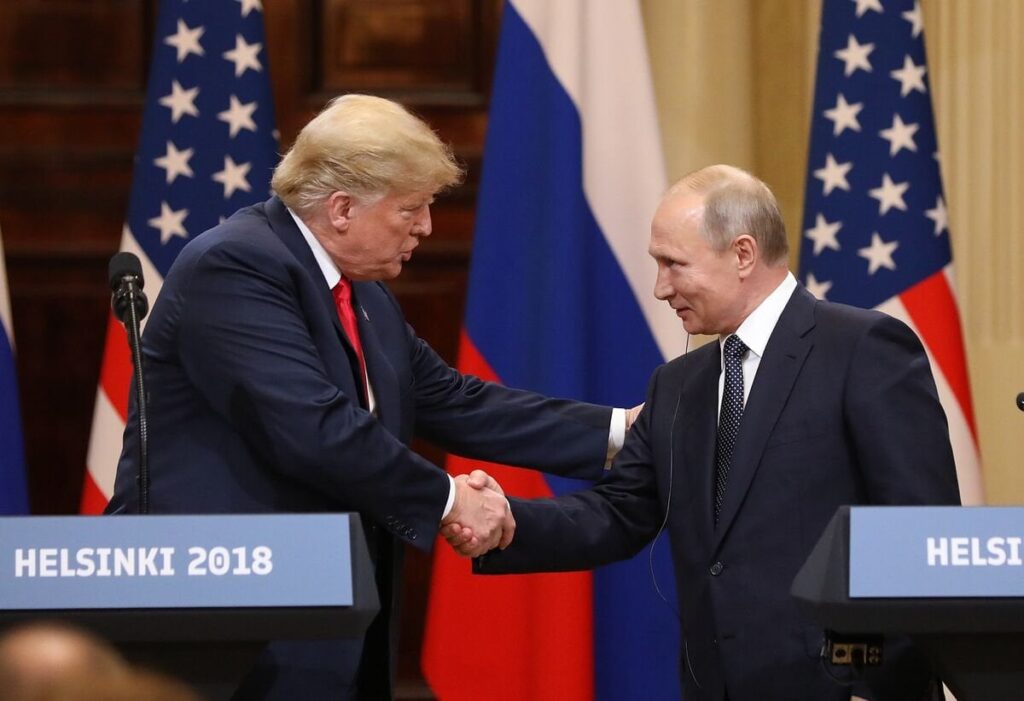 ハリス氏、トランプ大統領がプーチン大統領に新型コロナウイルス検査装置を送ったという主張を主張