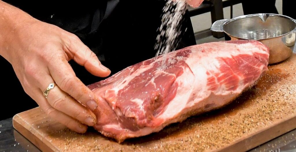 DO: 豚肉の代わりにベジタリアンによる差別の禁止