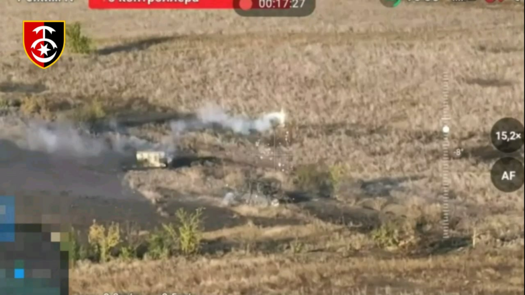 テルミット無人機によって戦車が破壊された最初の事例：第30機械化旅団の「邪悪なペレグリン」UAV大隊の無人機パイロットは、「神の露」無人機を使用して、バフムート方向のロシア戦車にとどめを刺した。 2024 年 10 月。