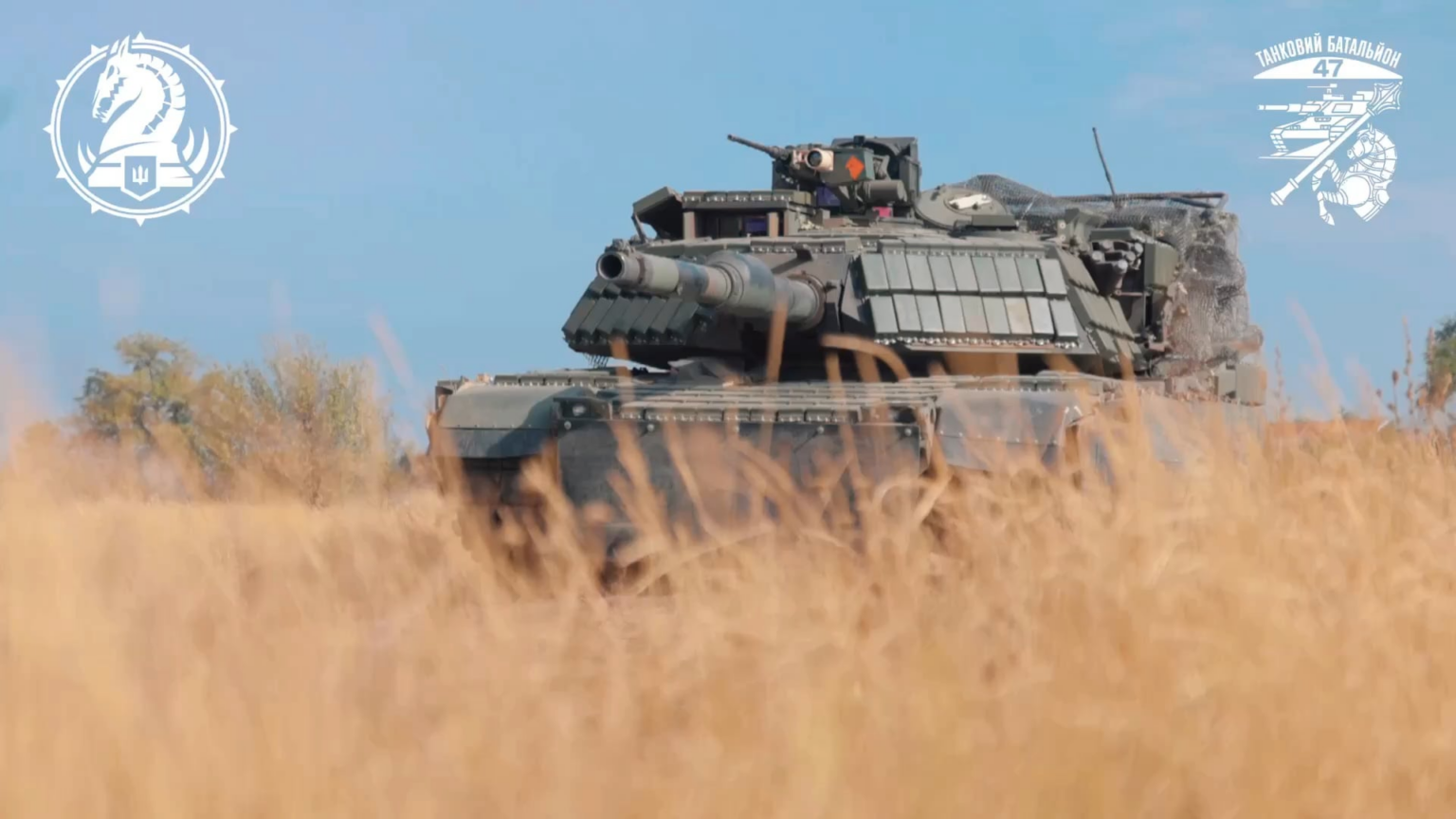 最近の訓練で機械化されたウクライナの第 47 戦車 M1 エイブラムス戦車