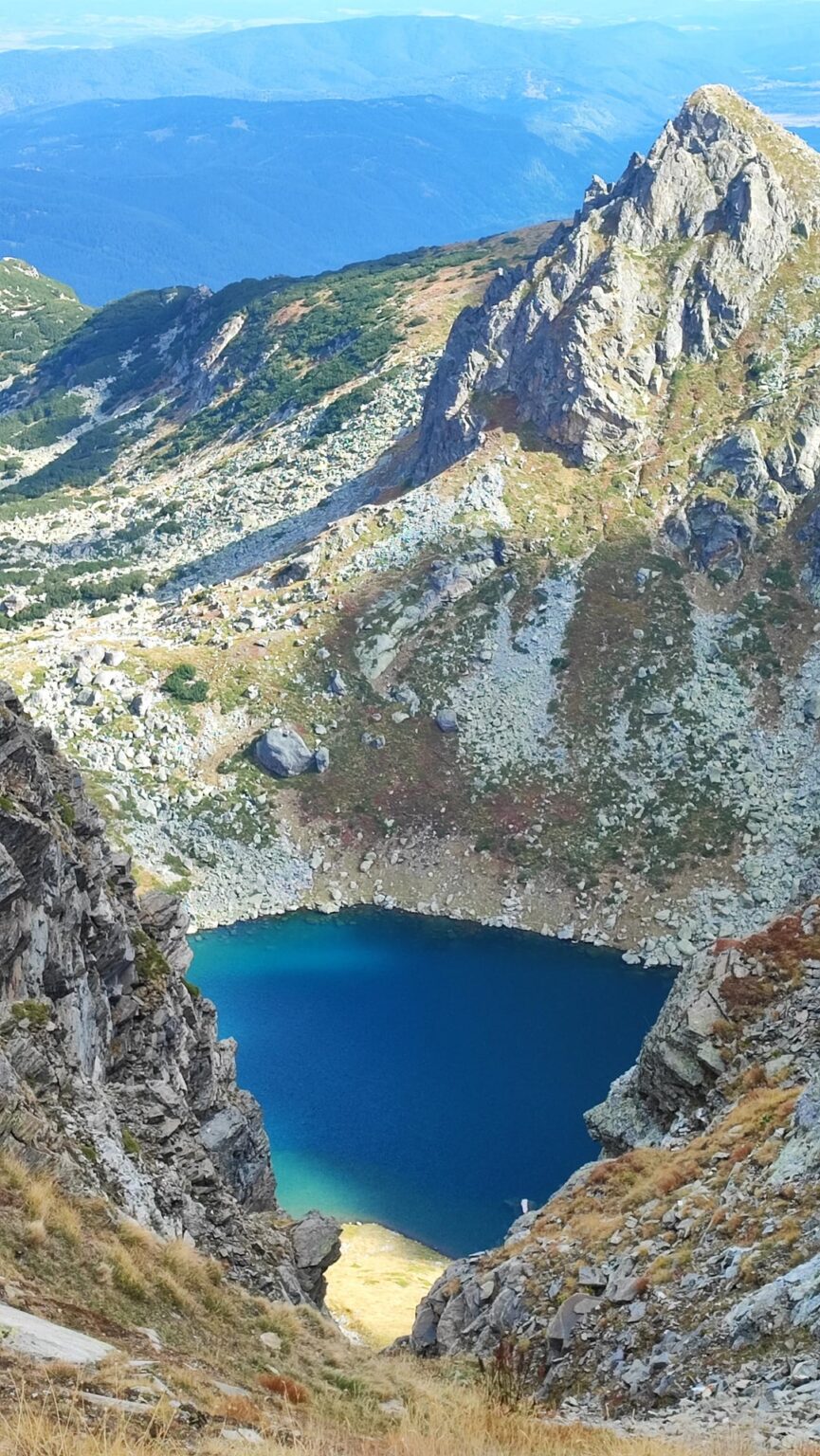 登山家の皆様へ（リラ７湖）