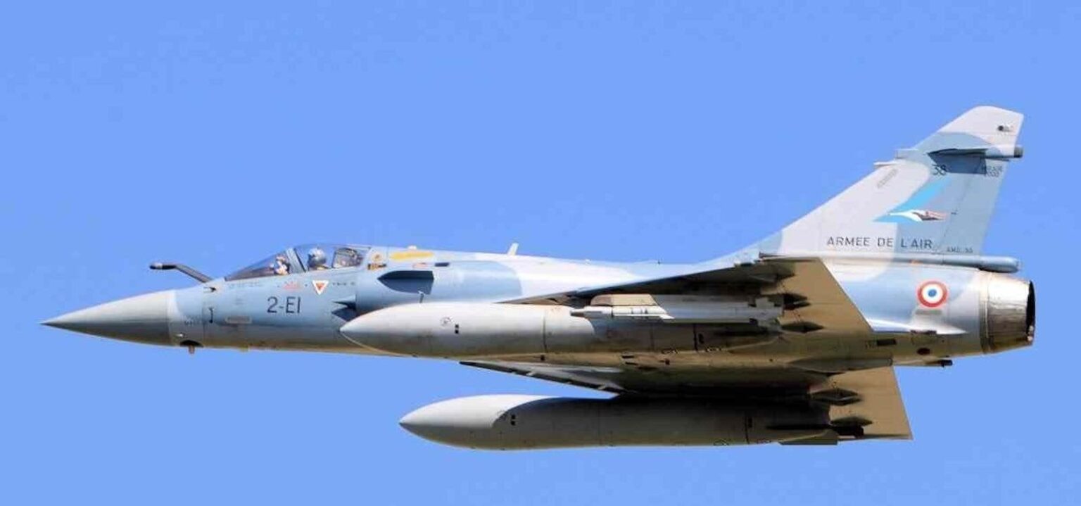 ウクライナ空軍の新しい爆撃旅団がフランスの超音速ジェット機を飛行させる