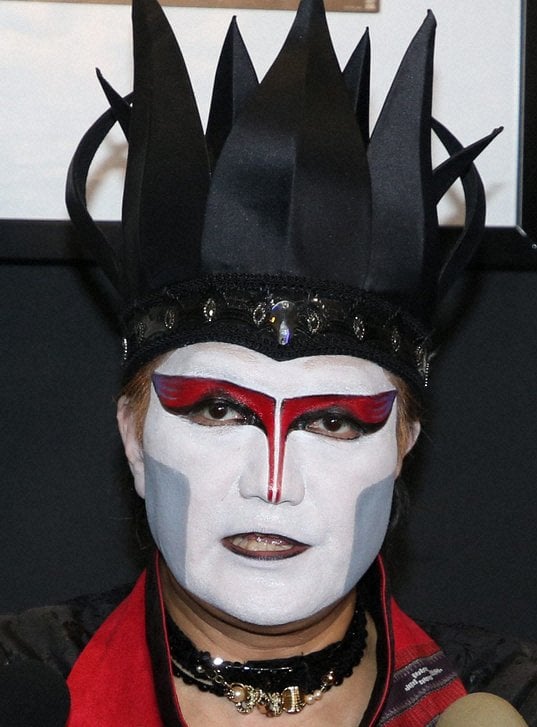 デーモン閣下こと小暮隆氏、早期がんの手術と大動脈の手術を受けていた【まだ顔色が優れない】