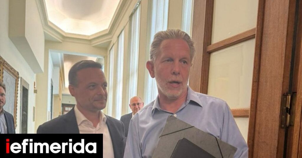 ゲロウラノスとドゥカス・アンドロウラキスの会談：彼らは何を言い、ゲロウラノスはどのような文書を彼らに渡したのか