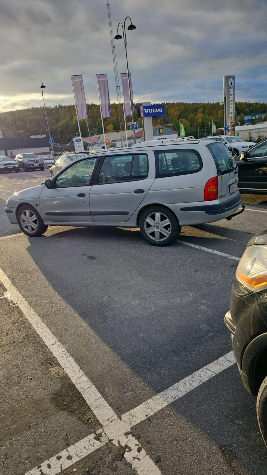 この駐車場を見てびっくりしました