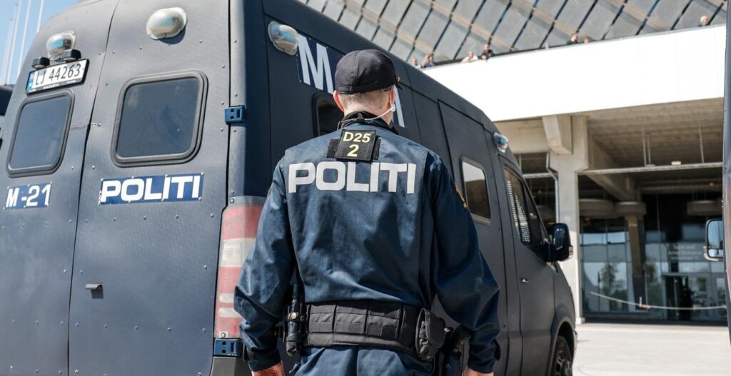 明らか：スウェーデン警察はノルウェーでのパトロールを許可されている