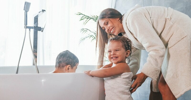 “親と一緒”は何歳まで？“兄弟姉妹だけで入浴”の鳥肌級のリスクとは？