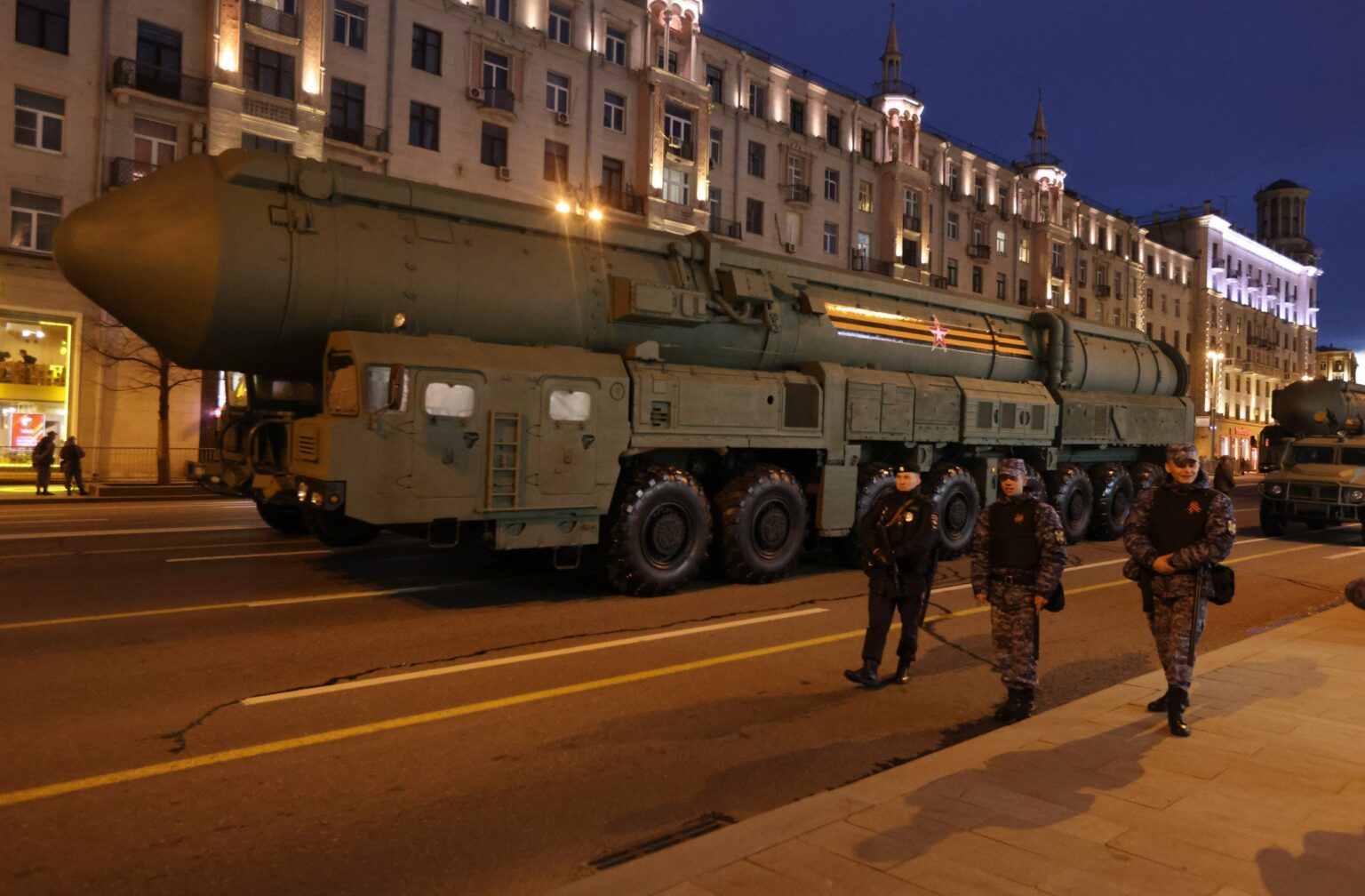 ロシア、核搭載可能な戦略ミサイル発射装置を戦闘任務に就かせる