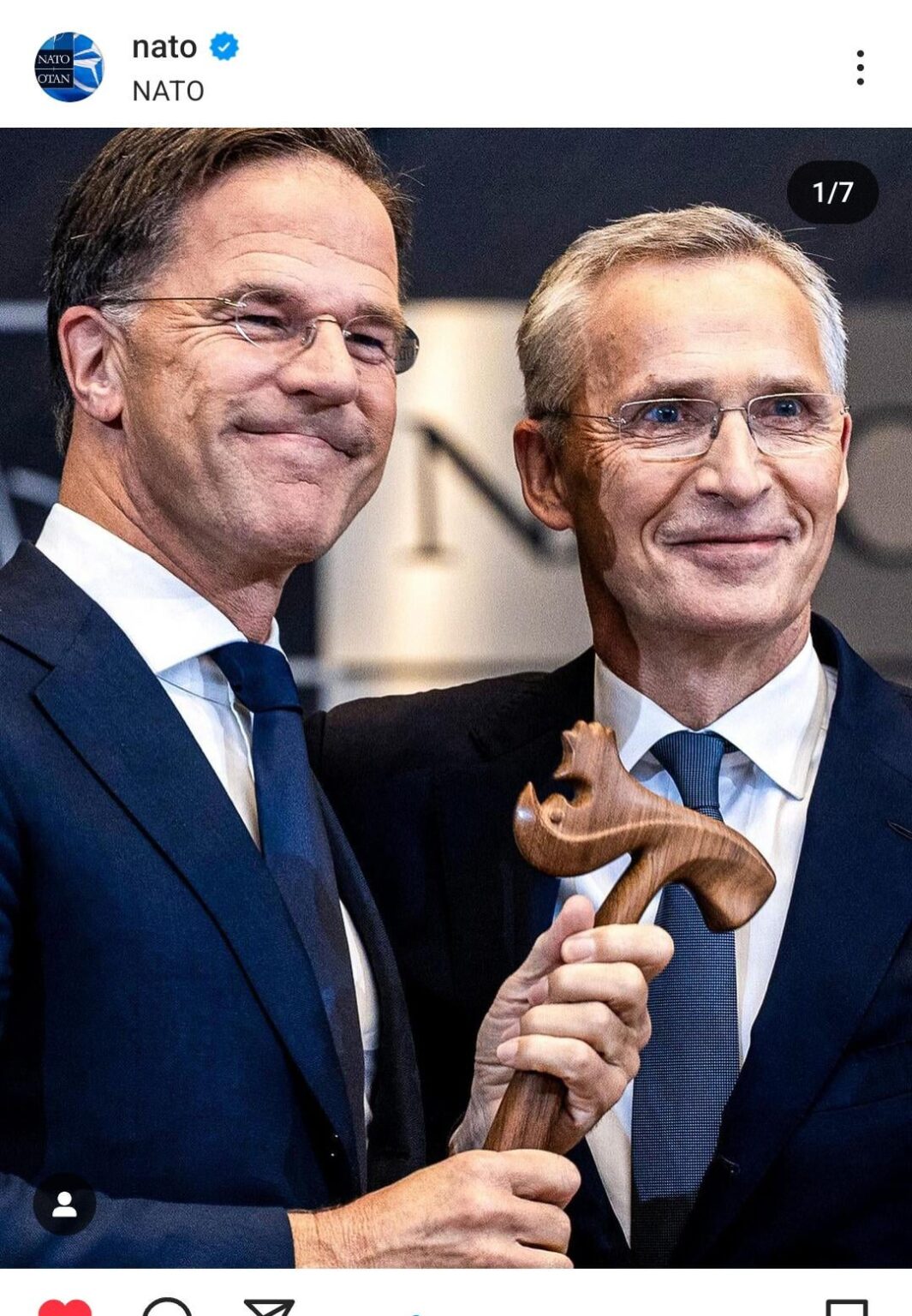 NATO新事務総長マーク・ルッテ氏（左）
