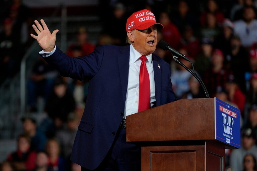 娘たちからトランプ支持の父親へ「あなたは私ではなく彼を選んだのね」