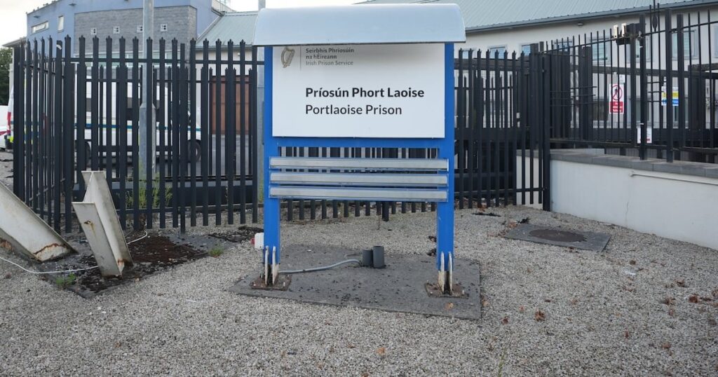 IRA一掃を受けて陸軍が51年ぶりにポートリーシャ刑務所から撤退