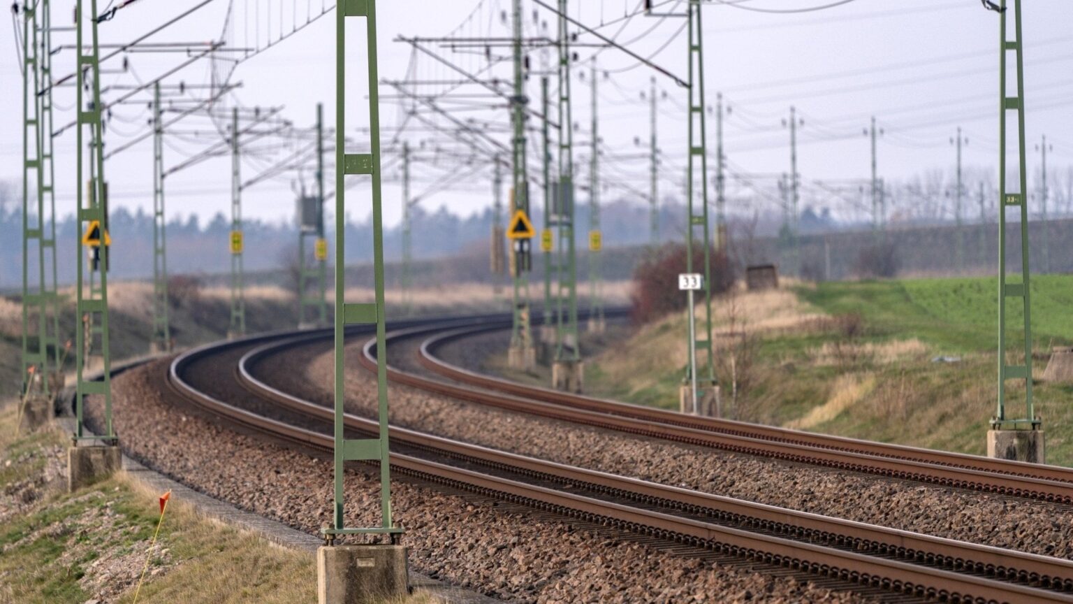 スウェーデンの道路と鉄道への歴史的な投資 - ニュース (Ekot)