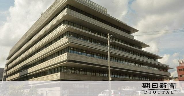 「美容室に職員誘い、意に沿わない髪形に」後頭部の刈りあげ部分に線や丸の模様を入れるよう事前に依頼、50代警部を本部長訓戒処分 ｜ 京都府警