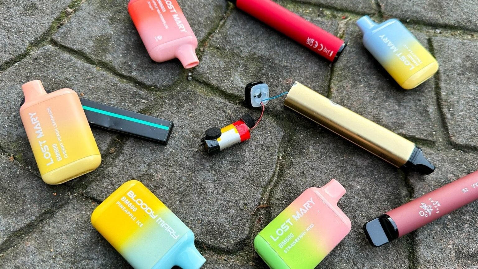 電子タバコに新たな物品税、紙巻きタバコ20本に1ユーロ値上げ